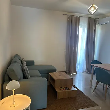 Apartment Maison Raha