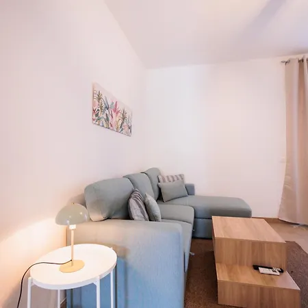 Maison Raha Lägenhet *