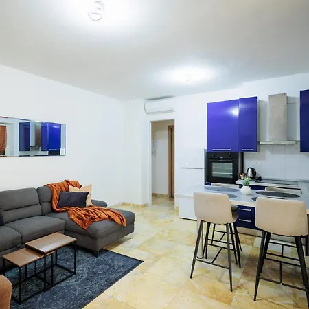 Lägenhet Maison Raha Marina di Massa
